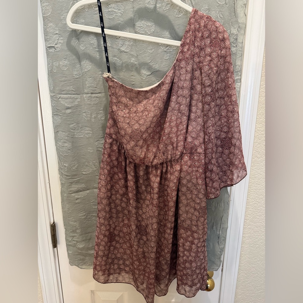 Guess Mauve Paisley Print Dress